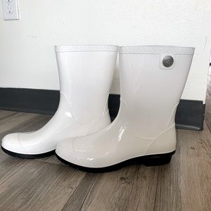 UGG Sienna Rain Boots